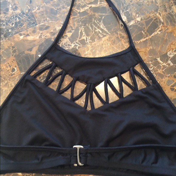 Bundled swim suits - Picture 8 of 8